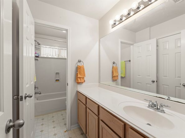 5123 Redemption Circle, Houston TX 77018