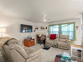5123 Redemption Circle, Houston TX 77018