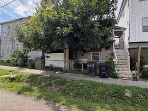 1517 Gentry Street, Houston TX 77009