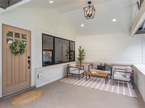 5318 Hialeah Drive, Houston TX 77092