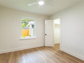 5318 Hialeah Drive, Houston TX 77092