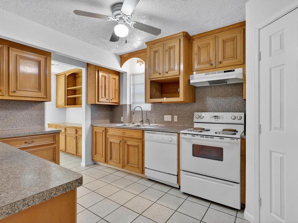 11907 Medicine Bow Circle, Houston TX 77067