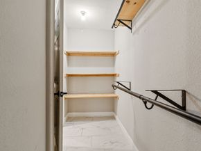 1523 Bamwick Drive, Houston TX 77090