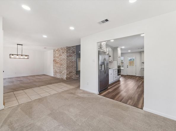 2222 Oak Shores Drive, Kingwood TX 77339