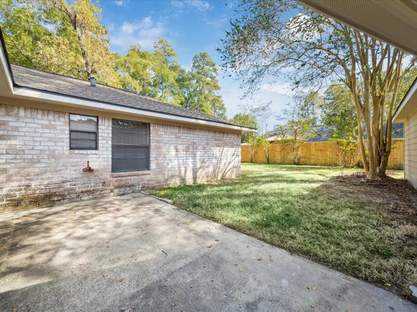 2222 Oak Shores Drive, Kingwood TX 77339