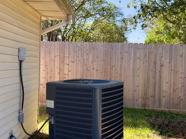 15802 Amapola Drive, Houston TX 77083