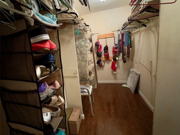 15802 Amapola Drive, Houston TX 77083