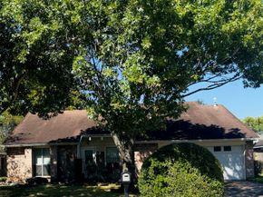 15802 Amapola Drive, Houston TX 77083