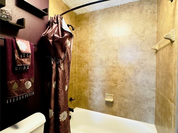 15802 Amapola Drive, Houston TX 77083