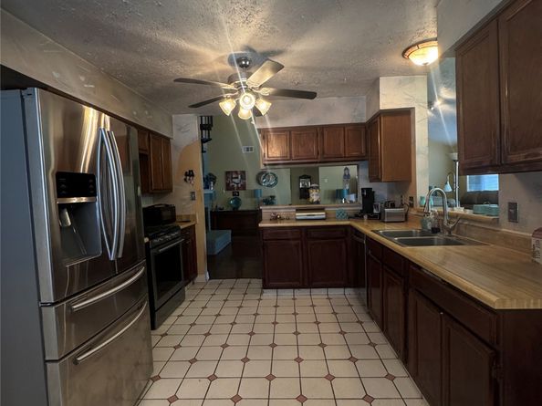 15802 Amapola Drive, Houston TX 77083
