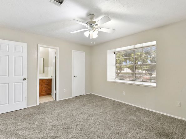 4820 Milwee Street, Houston TX 77092