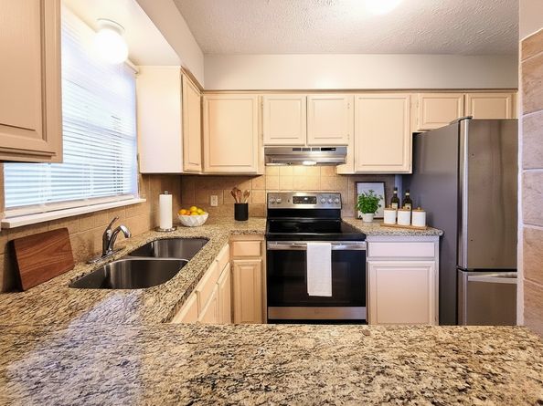 4820 Milwee Street, Houston TX 77092