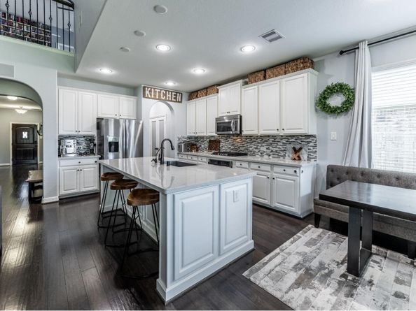10938 Sarah Bluff Lane, Cypress TX 77433