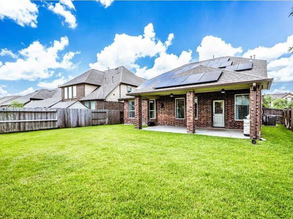 10938 Sarah Bluff Lane, Cypress TX 77433