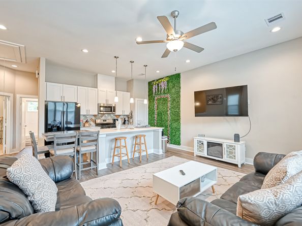 882 Fortune st Street, Houston TX 77088