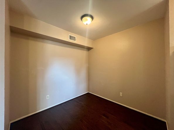 7714 Renwick Drive K107, Houston TX 77081
