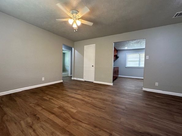7234 Boggess Road, Houston TX 77016
