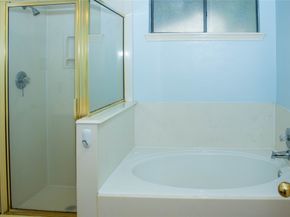 17902 Autumn Hills Drive, Houston TX 77084