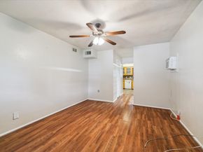 5618 Sweetbriar Street, Houston TX 77017