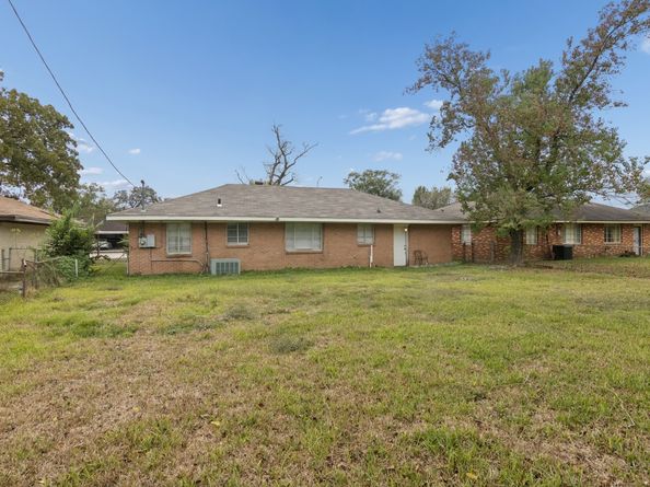 9029 Homewood Lane, Houston TX 77078