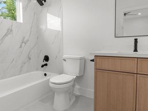 3348 Sauer Street, Houston TX 77004