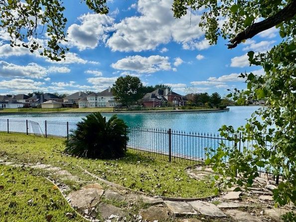 6806 Sable River Court, Missouri City TX 77459