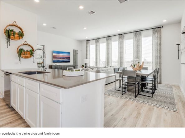 2204 Via Vicky Road, Houston TX 77051