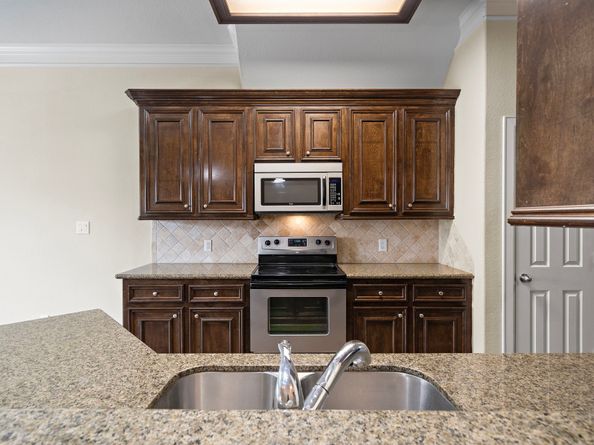 2865 westhollow Drive 83, Houston TX 77082