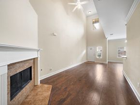 2865 westhollow Drive 83, Houston TX 77082