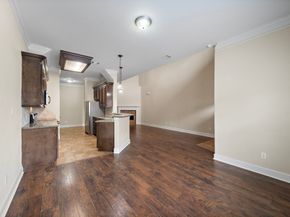 2865 westhollow Drive 83, Houston TX 77082