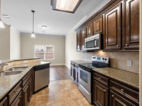 2865 westhollow Drive 83, Houston TX 77082