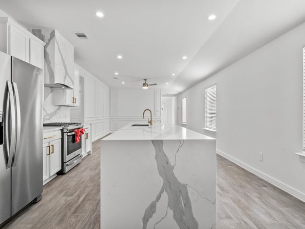 12932 Wempe Way, Houston TX 77047