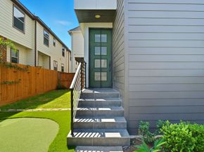 1436 W 24th Street, Houston TX 77008