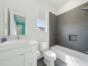 1436 W 24th Street, Houston TX 77008