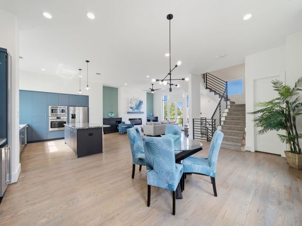 1436 W 24th Street, Houston TX 77008