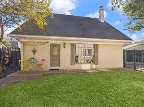 2315 Swift Boulevard, Houston TX 77030