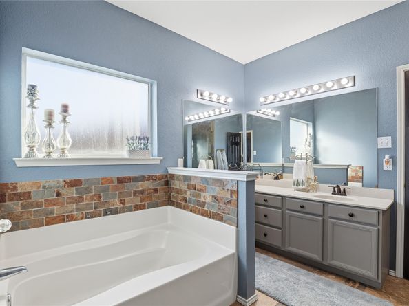 9520 Chiefton Way, Fort Worth TX 76244