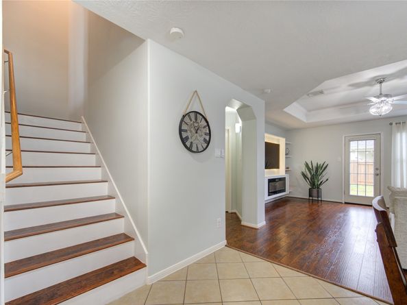 402 Hurstshire Bend, Katy TX 77494