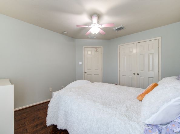 402 Hurstshire Bend, Katy TX 77494