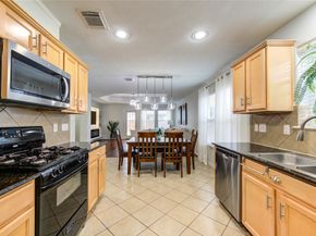 402 Hurstshire Bend, Katy TX 77494