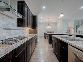 5226 Kiam Street 1002, Houston TX 77007