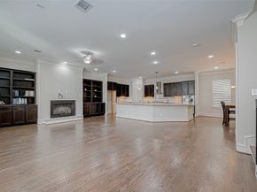 5226 Kiam Street 1002, Houston TX 77007