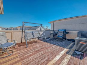 5226 Kiam Street 1002, Houston TX 77007