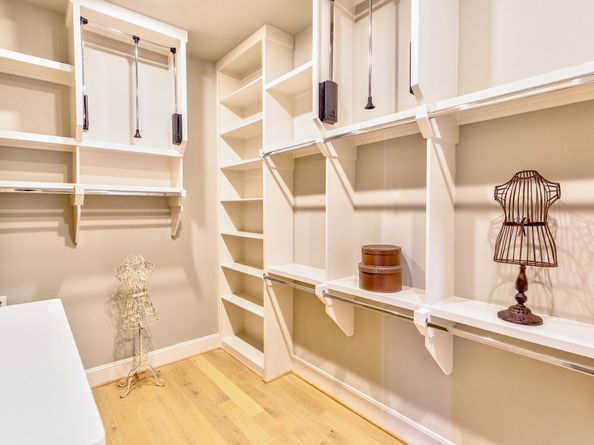 6134 Cottage Grove Lake Drive, Houston TX 77007