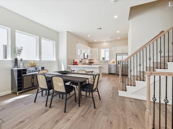 3089 Hicks Street, Houston TX 77007