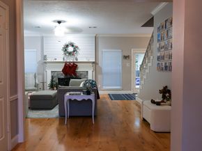 19 Featherfall Pl, The Woodlands TX 77381