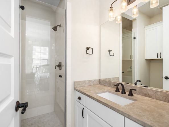 4003 Beacon Fisher Drive, Houston TX 77018