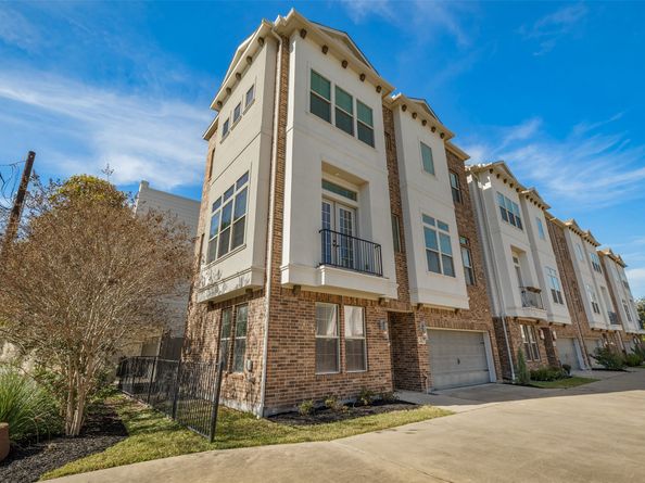 4003 Beacon Fisher Drive, Houston TX 77018