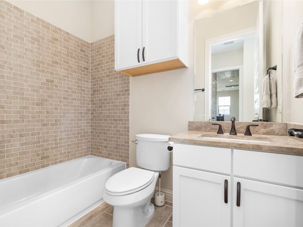 4003 Beacon Fisher Drive, Houston TX 77018