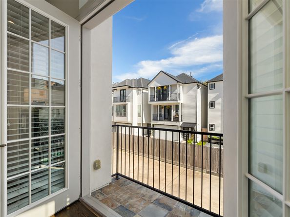 4003 Beacon Fisher Drive, Houston TX 77018